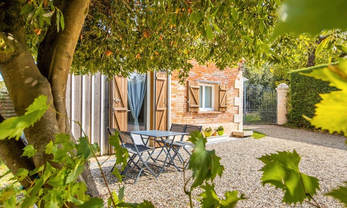 Blanquefort Casa | Gite La Bastide De Mongiraud in Blanquefort