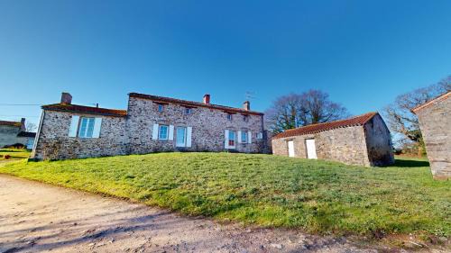 Saint-Julien-des-Landes Casa | Gite La Dodiniere