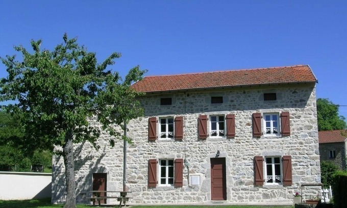 La Guillermie Cabaña | Gite La Guillermie, 4 bedrooms, 14 persons