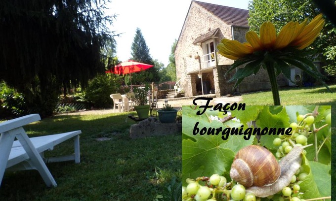 Magny Casa | Gite "La Méluzine" au bord de la rivière, Avallon, Vézelay, Morvan