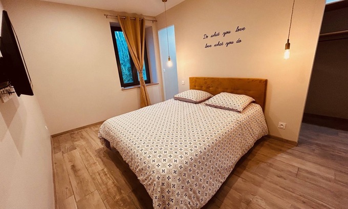Montolieu Casa | Gite la Maison du Vigneron with 3 bedrooms