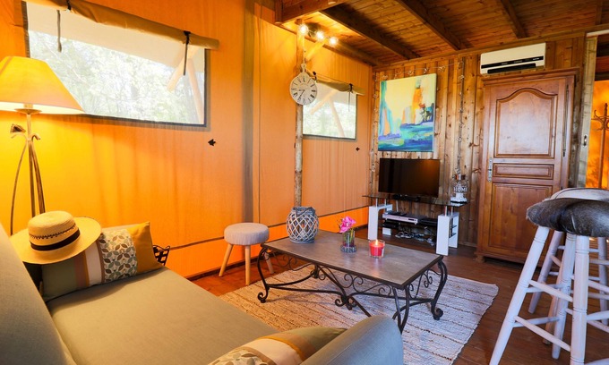 Trets Cabaña | LA CASA RURAL PINAR CON PISCINA PRIVADA SOBRE EL SUELO