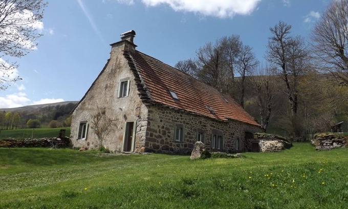 Lavigerie Cabaña | Gite Lavigerie, 3 bedrooms, 8 persons