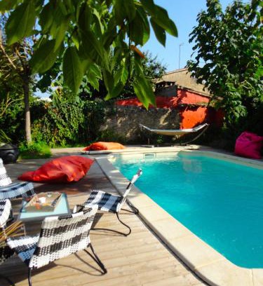 Saint-Macaire Casa | Gite le 23 dans cite médiévale
