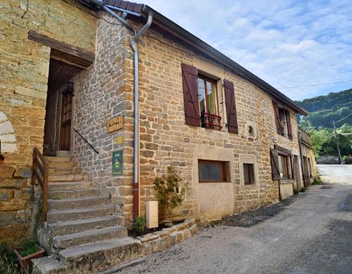 Lavigny Casa | Gite Le Douglas, Vignoble et Reculées du Jura - Avec Sauna