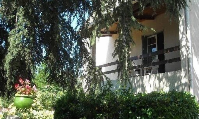 Les Mages Cabaña | Casa rural '' le Monet '' en una casa de campo, tranquila, piscina, servicios de calidad