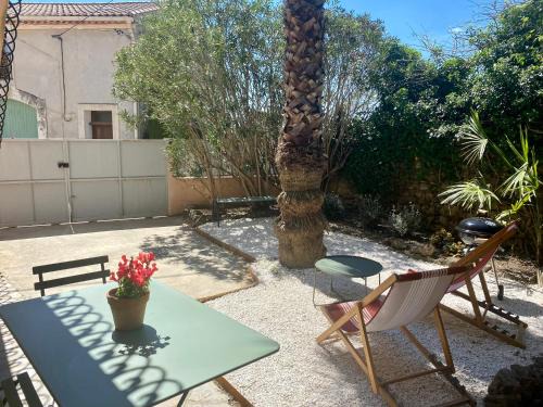 Puissalicon Apartamento | Gîte Le Palmier - Perfectly located cosy studio with private garden