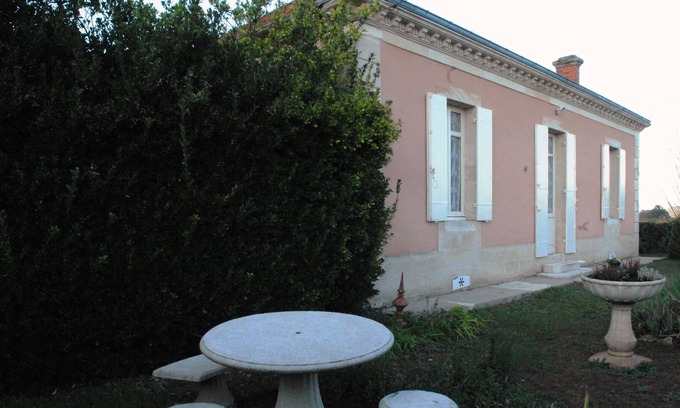 Barsac Cabaña | Casa rural '' le Vieux Pressoir *** '' con piscina, parque infantil,