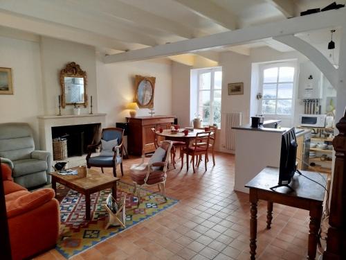 Saint-Jean-le-Thomas Casa | Gite Les Hirondelles en Baie du Mont St Michel