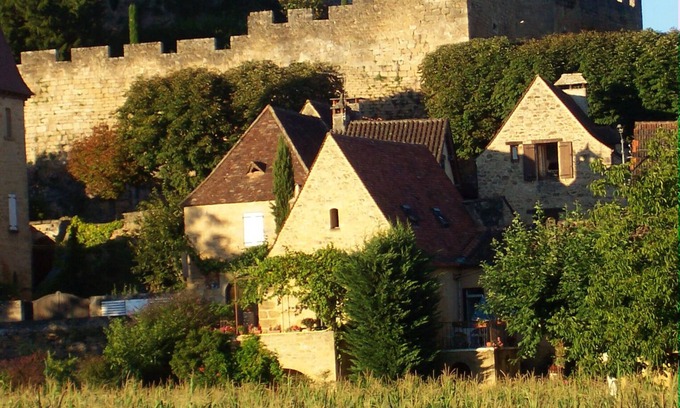 Montfort Casa | gite les noyers