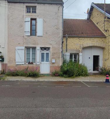 Saint-Marc-sur-Seine Casa | Gite meublé 6 personnes 2 étoiles Haute Cote d'or Proche des merveilles touristiques