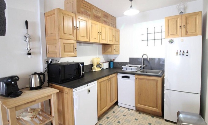 Neuveglise-sur-Truyere Cabaña | Gite Neuvéglise-sur-Truyère, 3 bedrooms, 5 persons