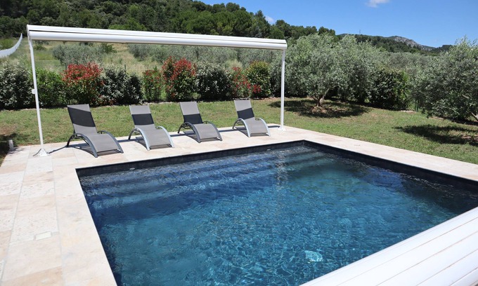 Manosque Cabaña | Casa rural Oléa, rodeada de olivos con piscina