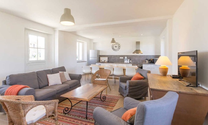 Ablis Cabaña | Gite Prunay-en-Yvelines, 4 bedrooms, 10 persons