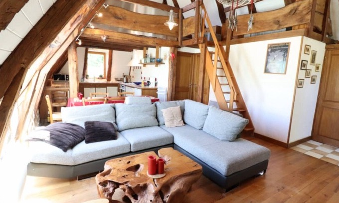Saint-Jacques-des-Blats Cabaña | Gite Saint-Jacques-des-Blats, 2 bedrooms, 4 persons