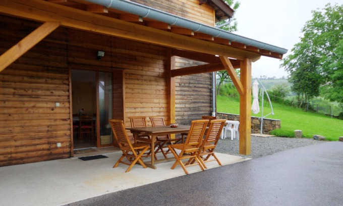 Saint-Cyr-de-Valorges Cabaña | Gite Saint-Cyr-de-Valorges, 4 bedrooms, 8 persons