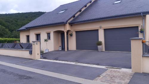 Tournavaux Apartamento | Gite Vallée et Semoy