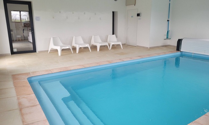 Le Loroux-Bottereau Casa | Gîte with heated indoor pool all year round
