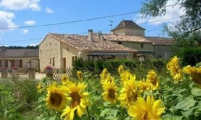 Puyguilhem Cabaña | Casa rural con piscina en la Dordoña, en una encantadora casa rural, de 10 de