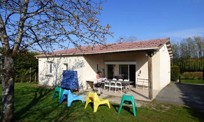 Fosse Casa | Gîte with private, covered, heated swimming pool 150 m away