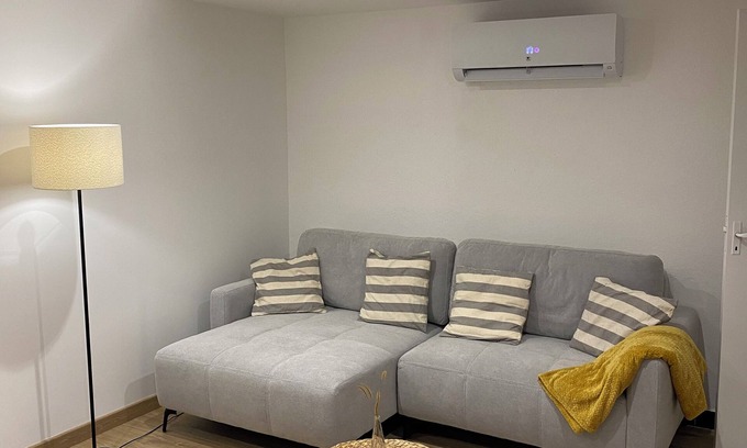 Meschers-sur-Gironde Apartamento | Gite zen des plages climatisé Tout à Pieds 700m Plage des Nonnes 100m ctre ville