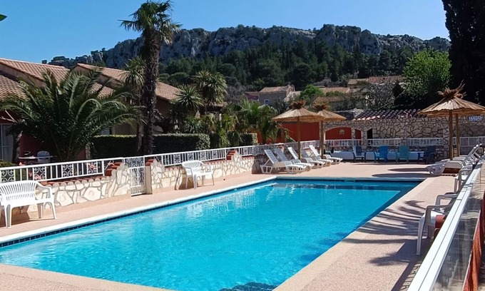 Roquefort-des-Corbieres Casa | Gitelacapelle con 3 salas de piscina, a 10 mm de playas salvajes, entorno tropical ...