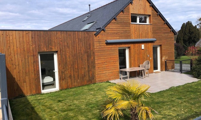 Sables-d'Or-les-Pins Casa | Gites de St Symphorien
