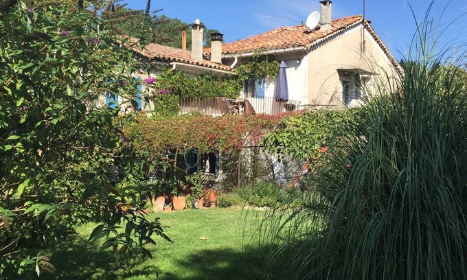 Chamborigaud Apartamento | Casas rurales en casa carractère XVIII con piscina, río