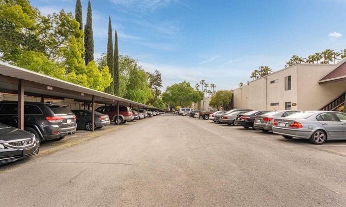Concord Casa | Give rent 1 luxury room