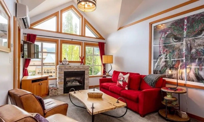 Whistler Condominio | Glacier Lodge: Steps to Trails & Nature