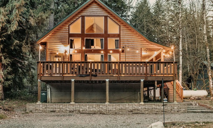 Warnick Cabina | Glacier Springs Cabin #2 - WiFi - BBQ - Game Room