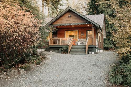 Warnick Casa | Glacier Springs Cabin 65 - Hot Tub - Wi-Fi