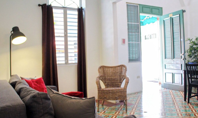 Ponce Centro Apartamento | Gladiolas 1101