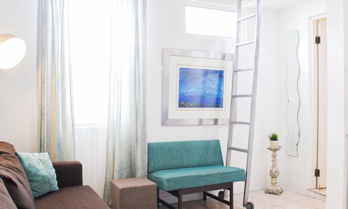 Ponce Centro Apartamento | Gladiolas 2203 - Esto es Puerto Rico