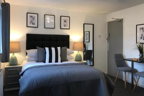 Wolverhampton Casa | Glaisdale Studios