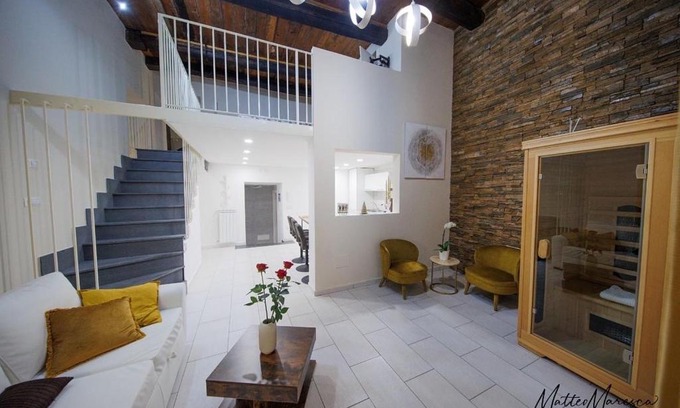 Rione Duomo Casa | GLAM house & boat