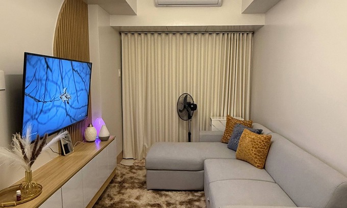 Tambo Casa | Glamorous 2BR/1Bath/Wifi/Netflix/Heater/Washing/5starBnB