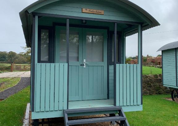 Stoke-on-Trent Otro | Glamping at Holly Grove Farm
