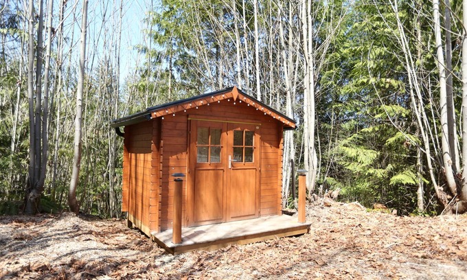 Duncan Alquiler De RV | Glamping Bunkie Cabin Near the Cowichan River