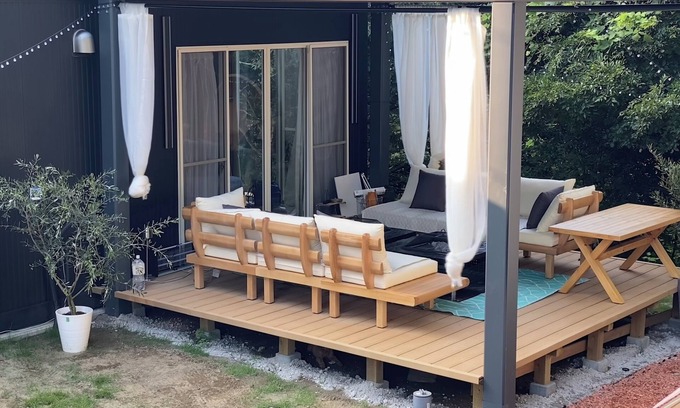 Futtsu Cabaña | Glamping for private use of an entire building! Barbecue & watch a movie on the projector screen on the 16 square meter patio with a view of the Minato River! Accommodates up to 10 people!