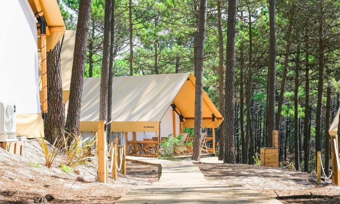 Nazare Alquiler De RV | Glamping in Nazareth by Vale Paraiso