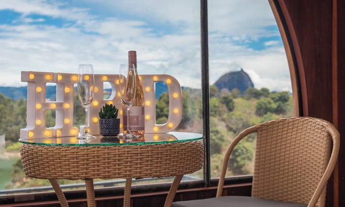 Guatape Hotel | Glamping The Mountain
