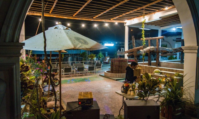 San Juan Bautista Otro | Glamping Toneles y Viñedos