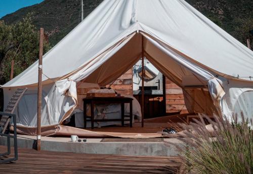 San Antonio de las Minas Otro | Glamping Valle de Guadalupe with Private Bathrooms by YUMA Resort