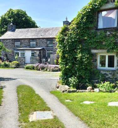Llanegryn Casa | Glan Y Mofra Bach The Stone Cottage