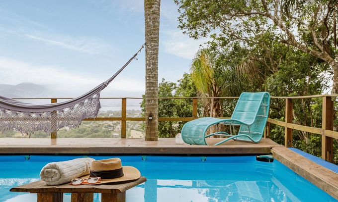Praia do Rosa Alquiler De RV | Glass House with Stunning View