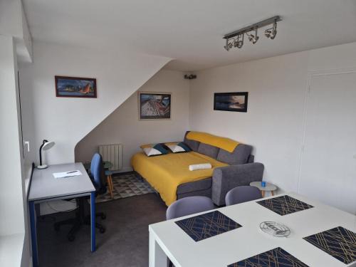 Ploemeur Apartamento | Glaz - appart-sympa - T1 bis en plein centre de Plœmeur