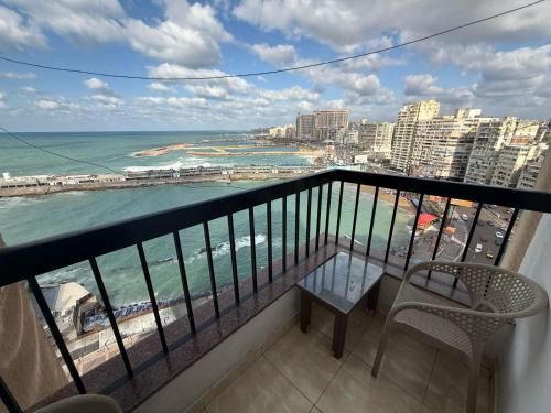 Ar-Raml 1 Apartamento | Gleem sea view 3