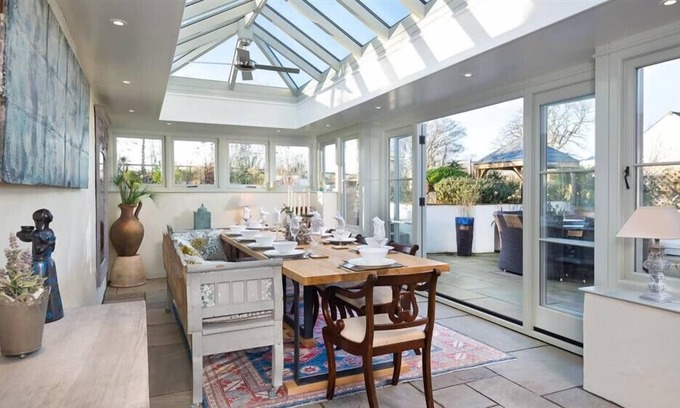 Brampton Cabaña | GLEN BANK, pet friendly, with open fire in Appleby-In-Westmorland