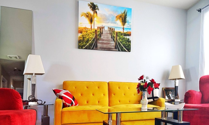 Marley Casa | Glen Burnie Haven: Your Tranquil Home Away from Home